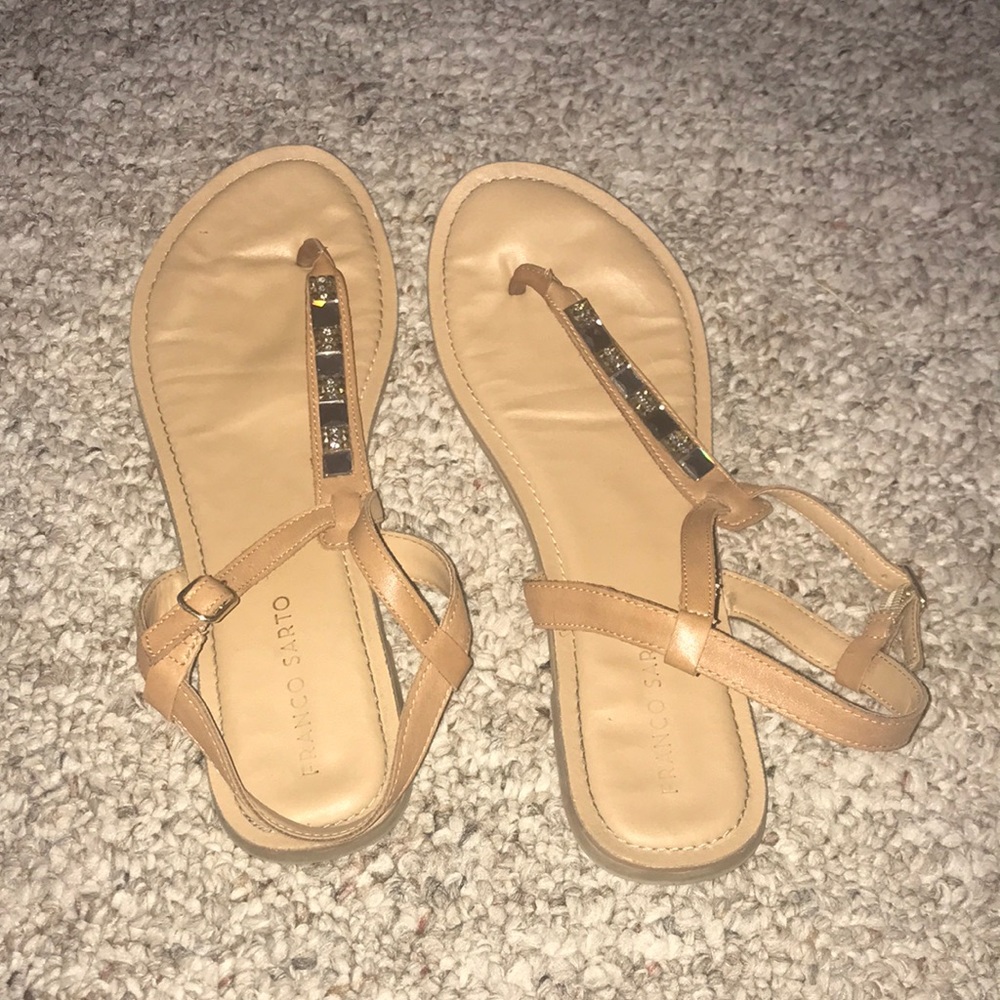 COMFY SANDALS!